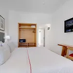 Plaza Hotel 3*