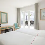 Hotel Plaza 3*