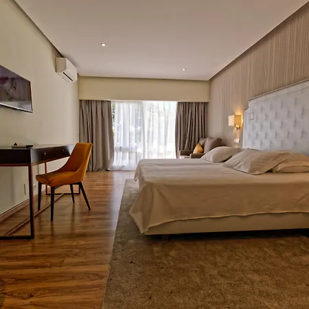 Hotel Plaza