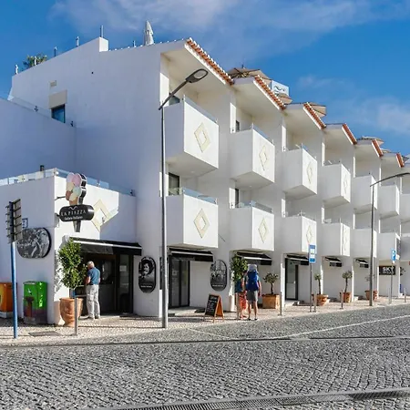 Hotel Carvoeiro Plaza 3*