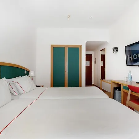 Hotel Carvoeiro Plaza 3* Carvoeiro (Lagoa)