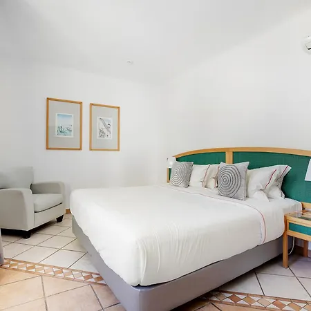 Hotel Carvoeiro Plaza 3* Carvoeiro (Lagoa)