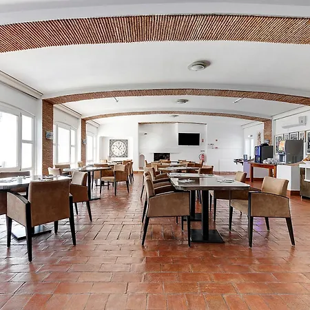 Hotel Hotel Carvoeiro Plaza 3*