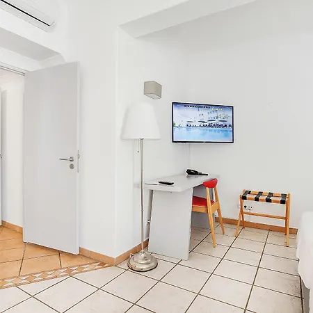 Plaza 3* Карвоейру