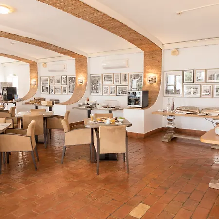 Carvoeiro Plaza 3*