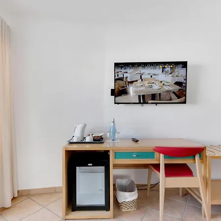 Hotell Plaza Carvoeiro (Lagoa)