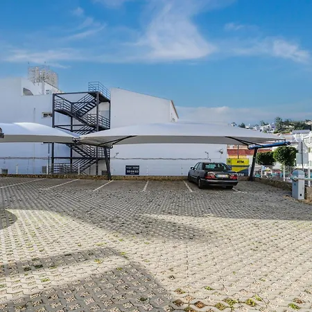 Carvoeiro Plaza ホテル